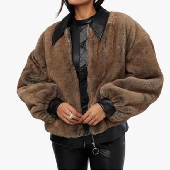 NWT WeWoreWhat faux fur bomber jacket, size Large. - Picture 2 of 11